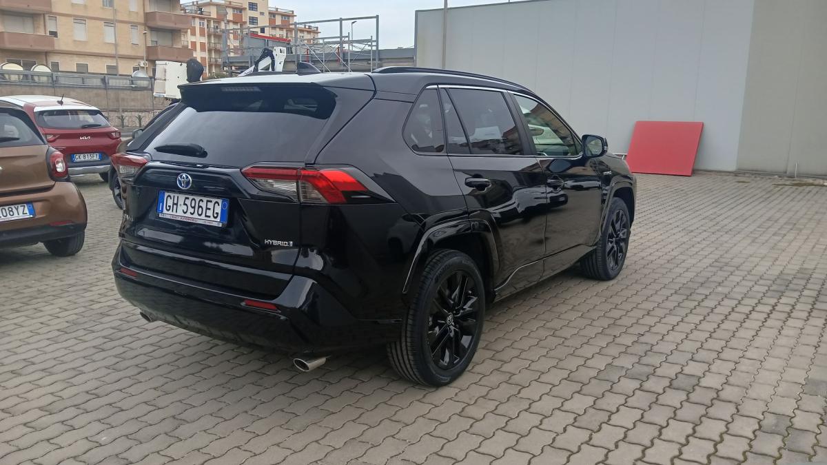 Toyota RAV 4 2.5 HV (218CV) E-CVT 2WD Black Edition